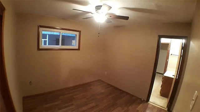5540 Clayton Ct — Photo 15