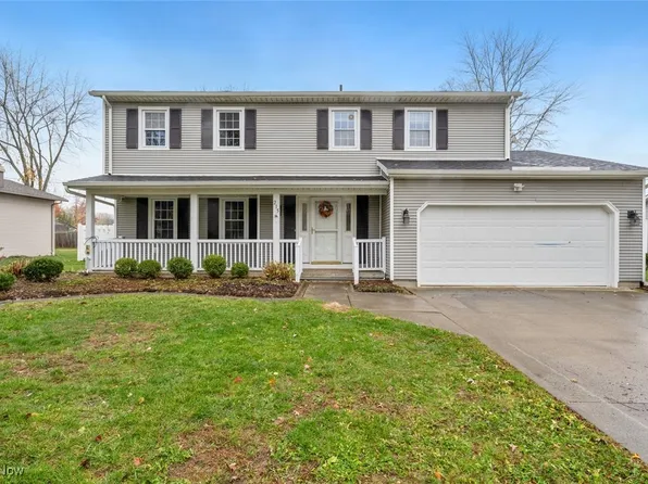 215 Rustic Hill Ln, Amherst, OH 44001