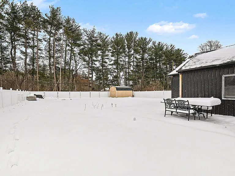 52410 Filbert Rd — Photo 26