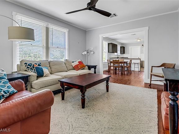 2nd image of 1619 Poinsettia Ave