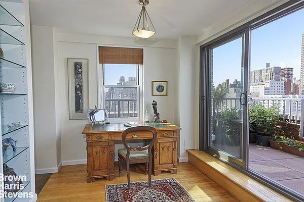 Sold by Brown Harris Stevens | media 19