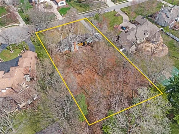 3907 W 140th Dr, Leawood, KS 66224