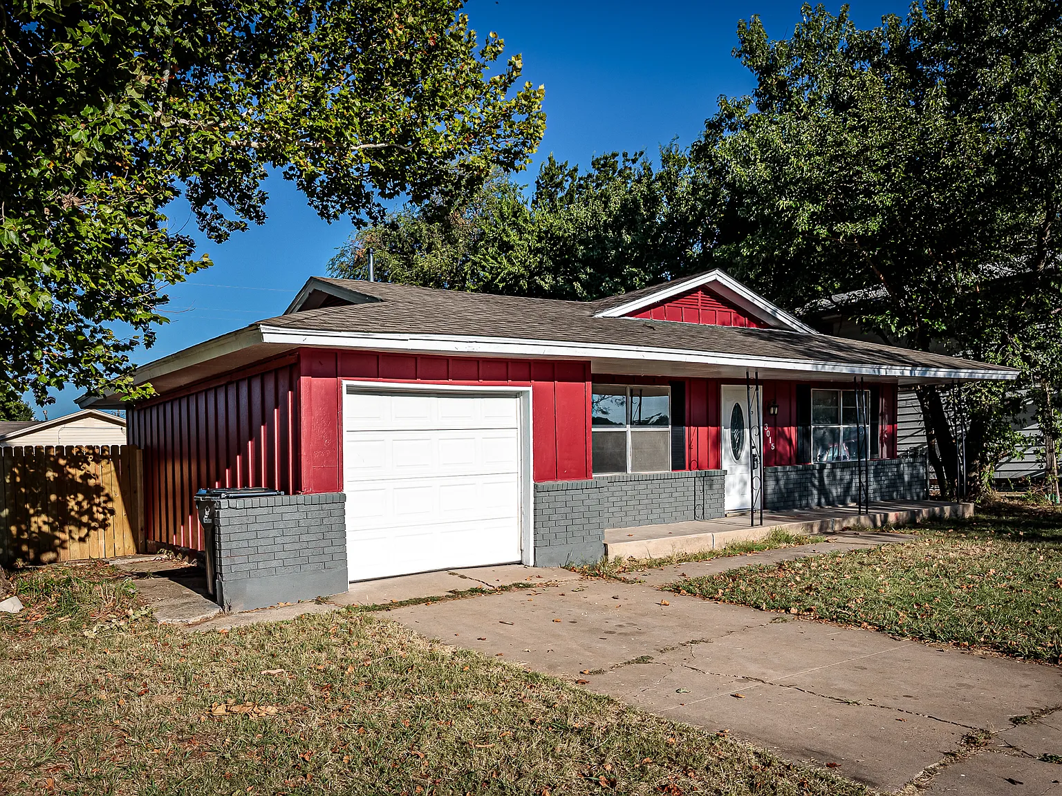 3015 NE Pioneer Blvd — Photo 3