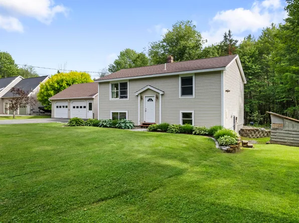 30 Meadow Brook Drive, Belgrade, ME 04917