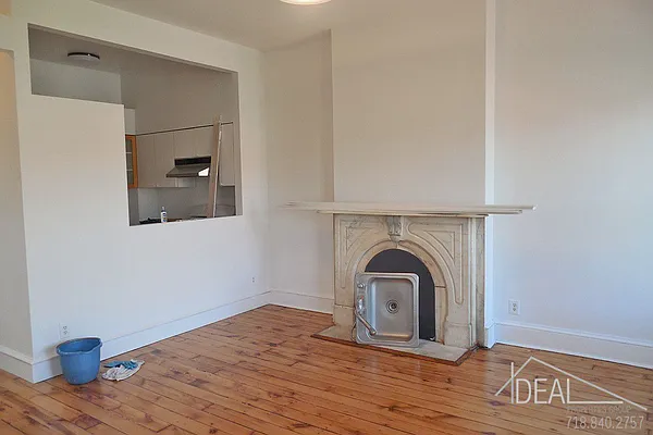 Rented by Ideal Properties Group | media 3