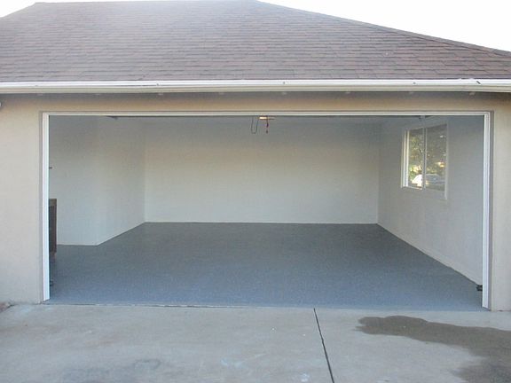 4th image of 1540 W 124th St