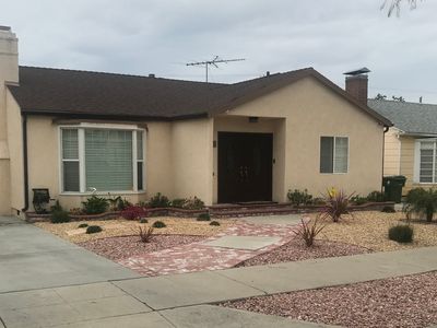 3711 Edgehill Dr, Los Angeles, CA, 90018