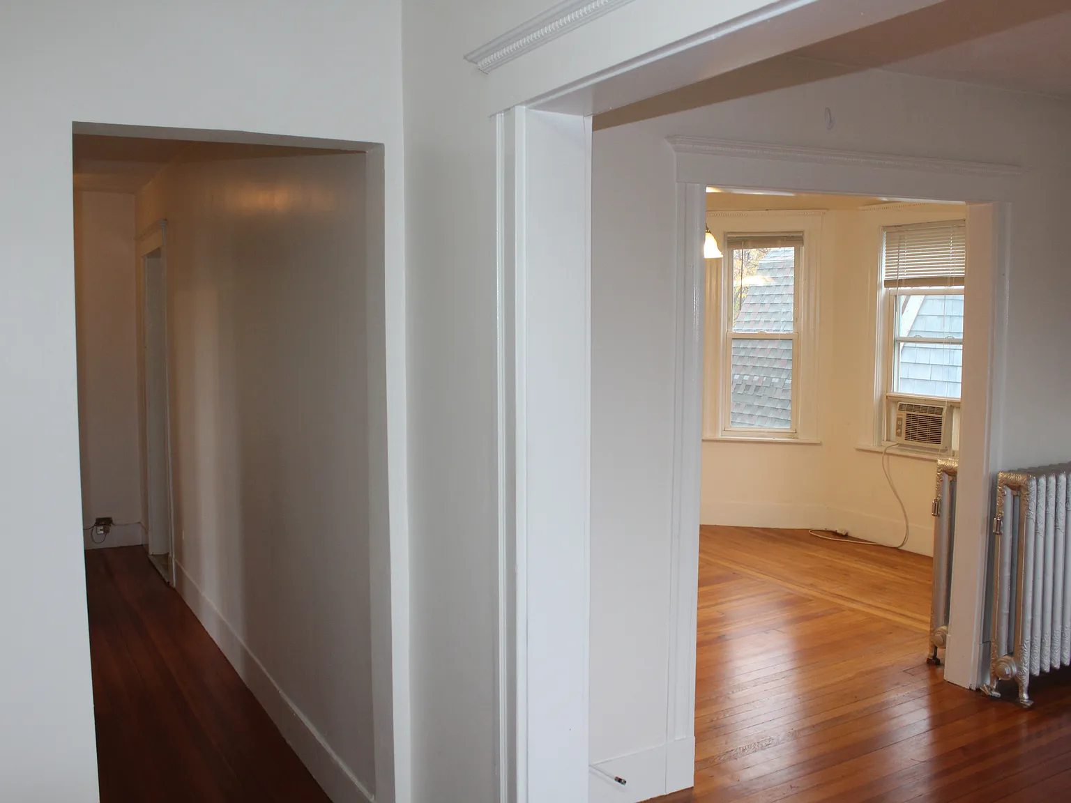 2 bed, 1000 sqft, $3,000 — Photo 3