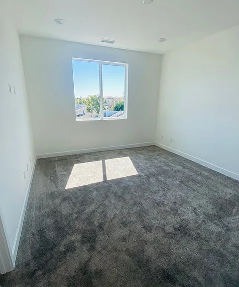 249 N Magnolia Ave #3 — Photo 12