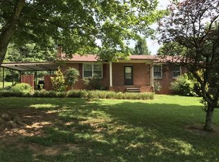 1241 Substation Rd, Pleasant View, TN 37146