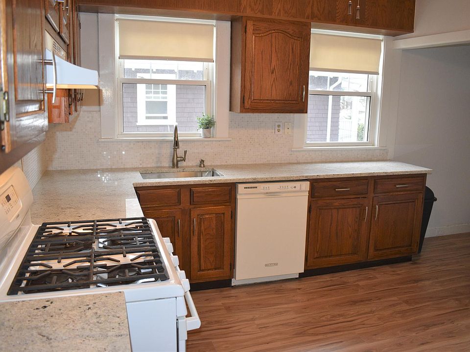 93 Tyndale St FLOOR 2, Roslindale, MA 02131 Zillow