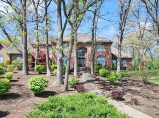 5N130 Dover Hill Rd, Campton Hills, IL 60175