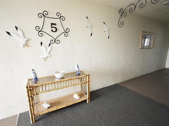 2nd image of 2960 59th St S APT 506
