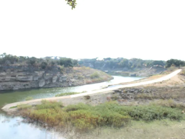 53-54 Hillview Dr, Marble Falls, TX 78654