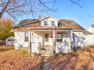 416 Taylor St, Bay City, MI 48708