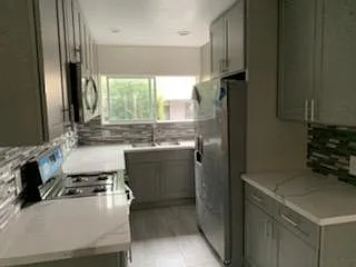 54 Roswell Ave #B — Photo 3