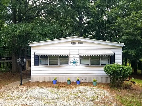 325 Lakewood Dr Photo 1