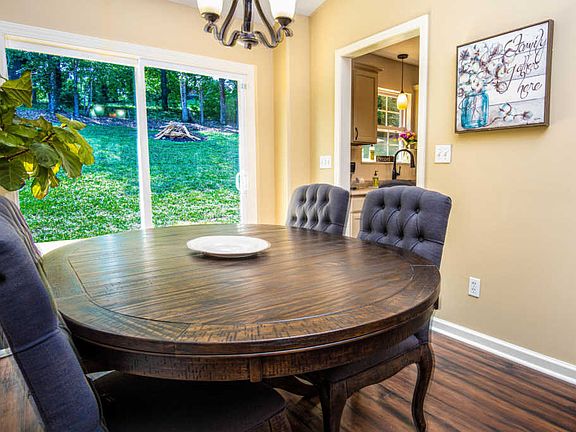 5th image of 308 Bowers Park Cir