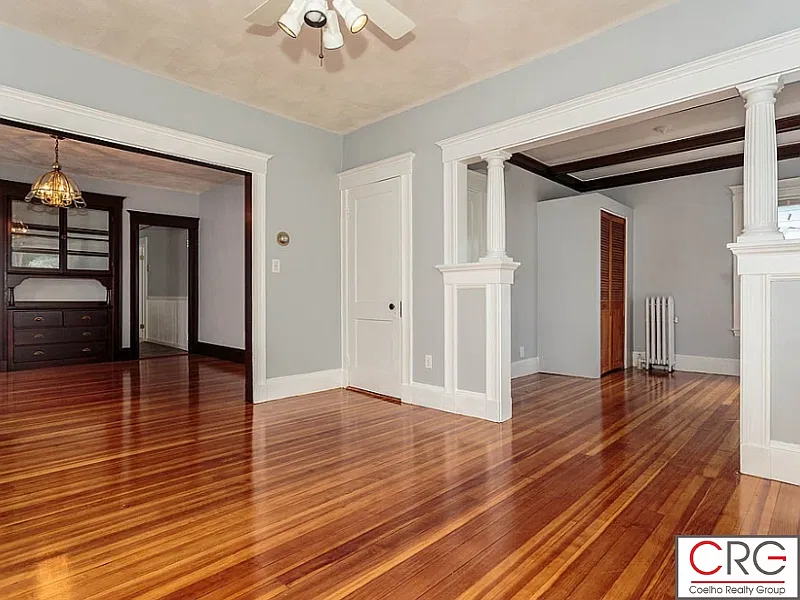 34 Frederick Ave #2