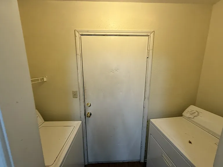 1000-1002 Sagewood Trl — Photo 10