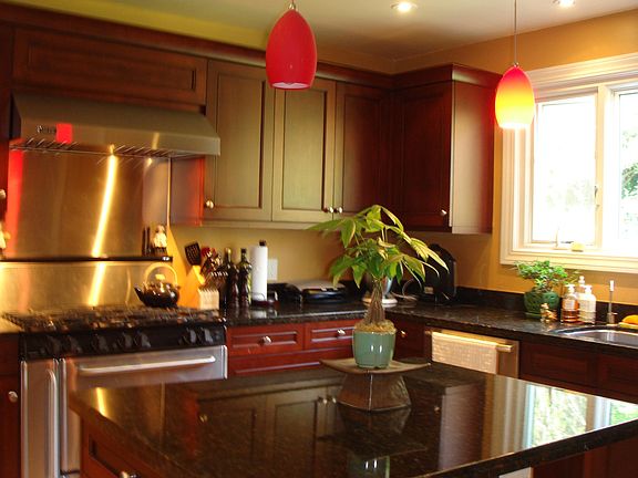 3rd image of 53 Fortuna Ave