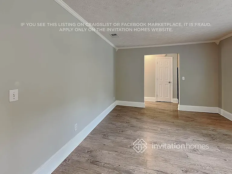 3246 Bruckner Blvd — Photo 4