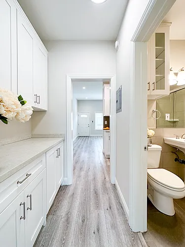 6451 Lexington Ave #1111 Photo 1