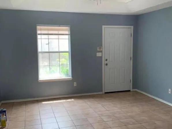 1405 W Carmen Ave, Edinburg, TX 78541