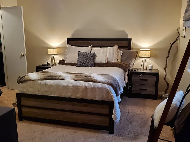 4959 Wood Brook Ct — Photo 17
