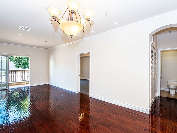 4th image of 4871 Klump Ave APT 104