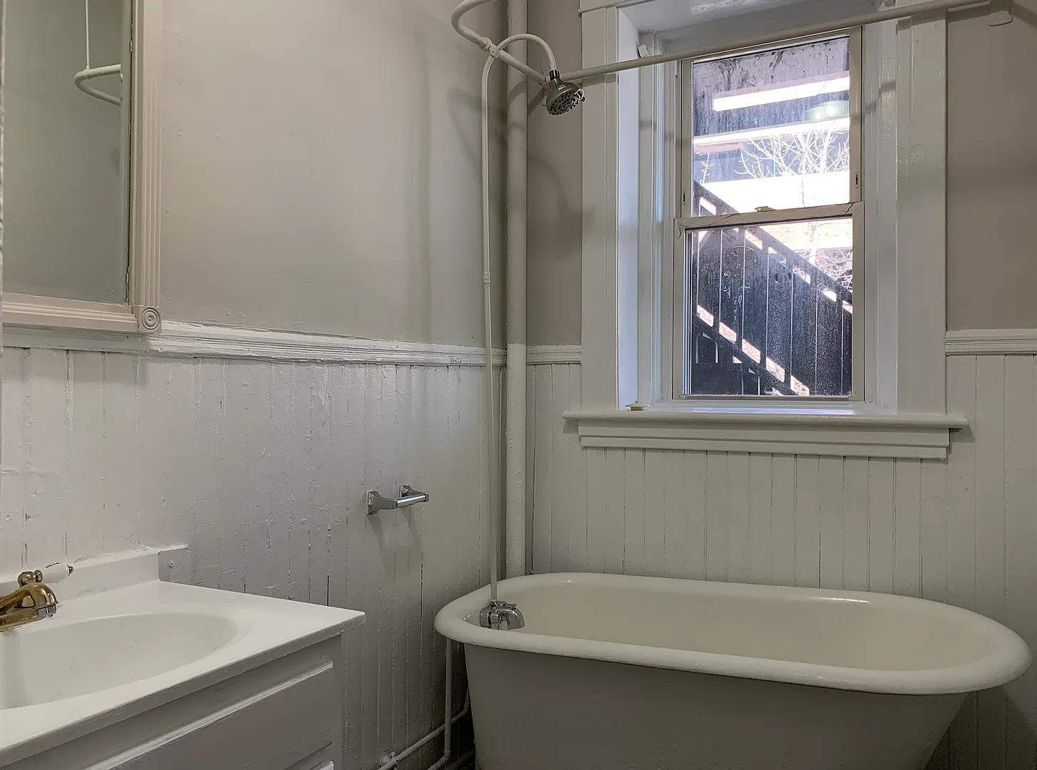 10 Kent Avenue — Photo 3