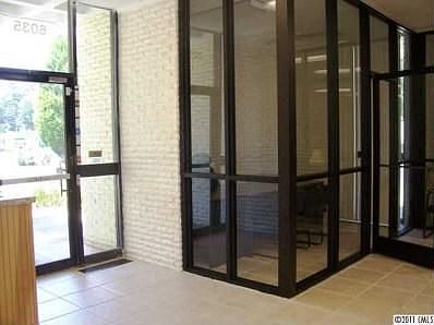2nd image of 6035 Plaza Ln