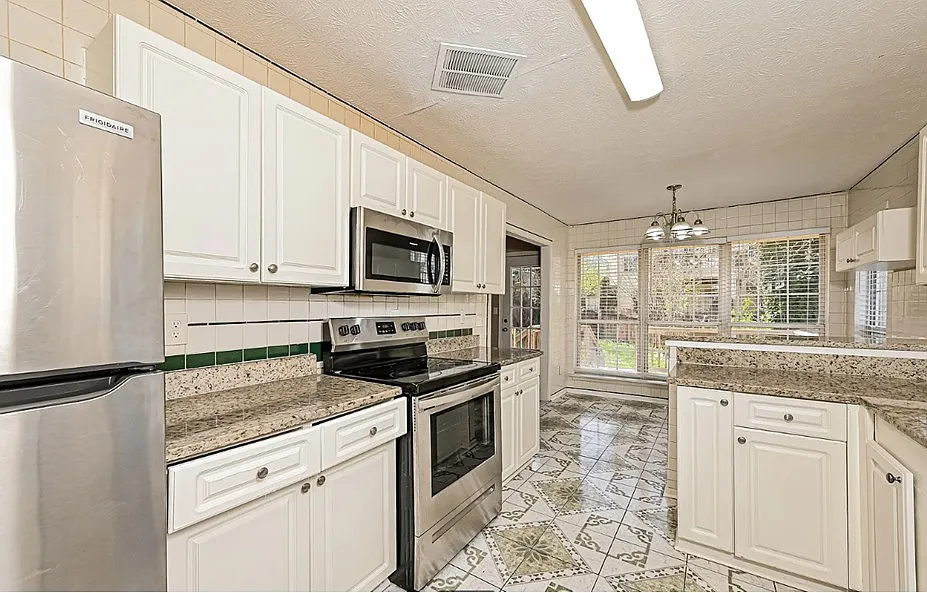 Building Photo - 4639 Rippling Brook Ct