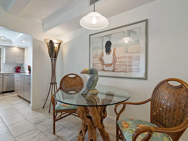 225 Beach Rd #401 — Photo 11