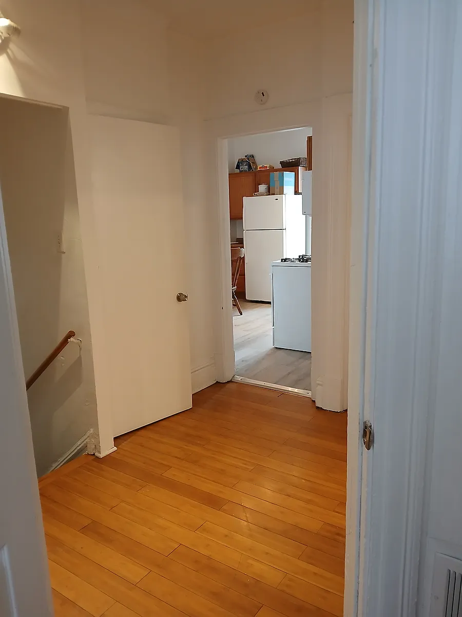 Building Photo - 5439 Jackson St #2-1