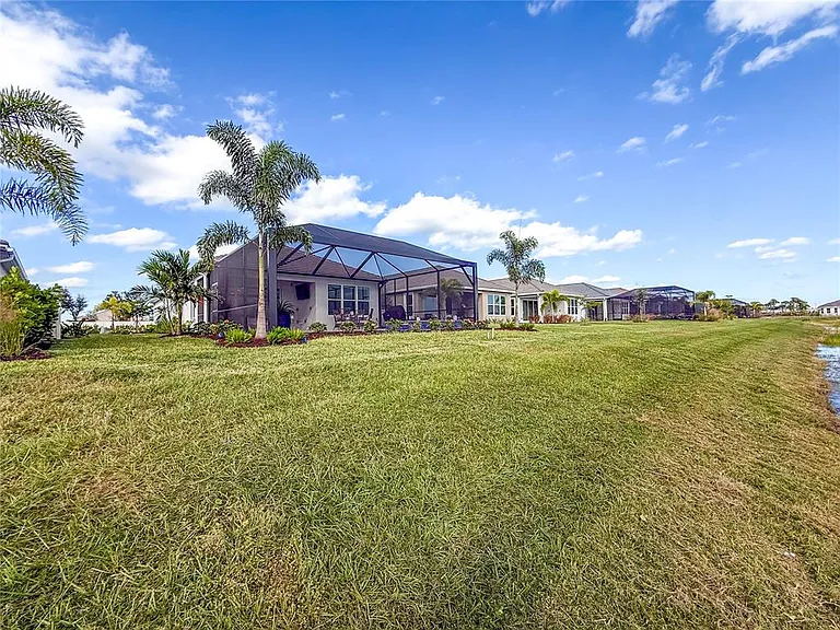 3263 Alba Cir — Photo 45