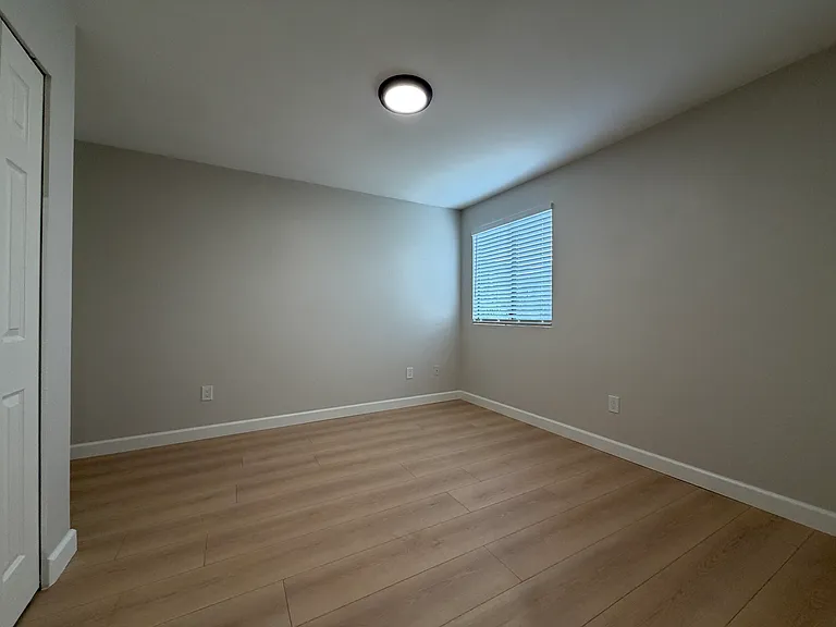 1265 Kendall Dr #412 — Photo 15