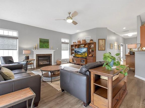 5th image of 1312 Oakhurst Ct