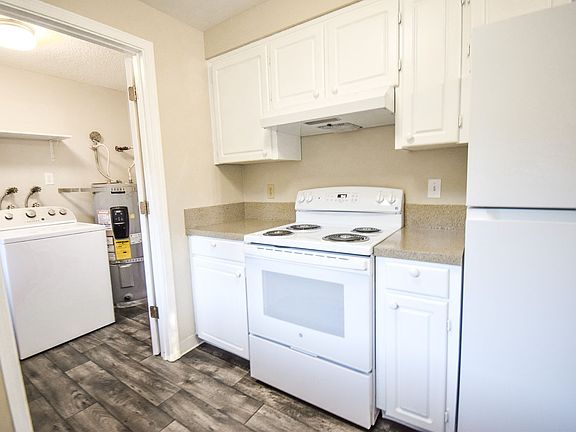 4th image of 12831-12839 NW Dogwood St #12835