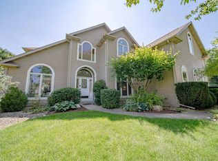 50946 Post Rd, Granger, IN 46530