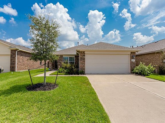 2nd image of 6111 Carver Pines Dr