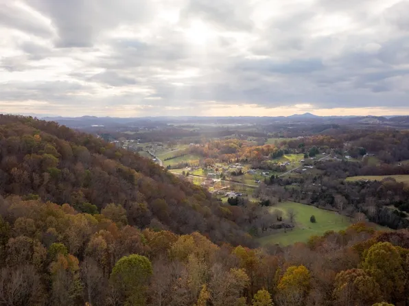 544 Ethel Beard Rd, Blountville, TN 37617