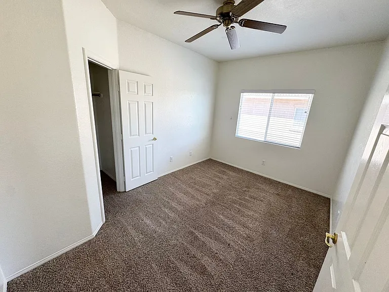 4132 Grandview Dr — Photo 18