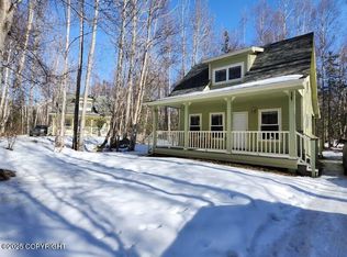 9751 N Palmer Fishhook Rd, Palmer, AK 99645