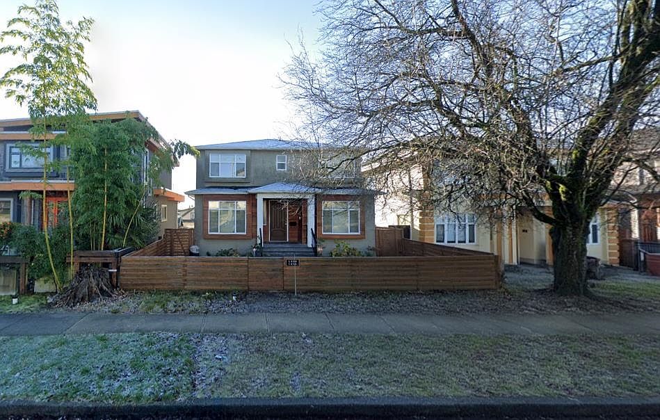 1st image of 1458 E 60th Ave