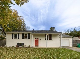 9 Exeter Rd, Poughkeepsie, NY 12603