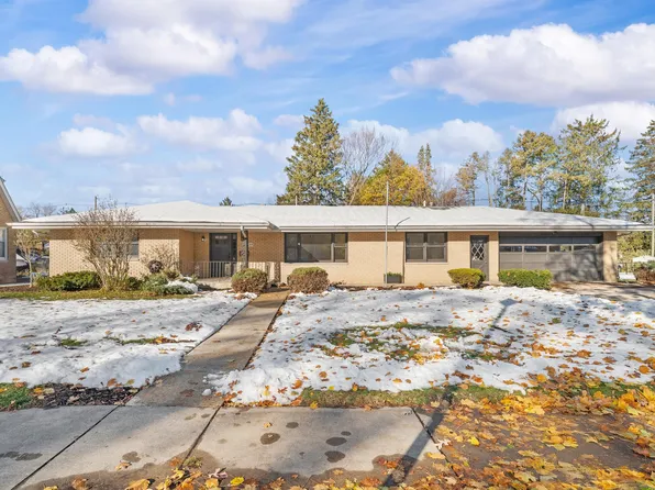 1639 Oak St, Niles, MI 49120