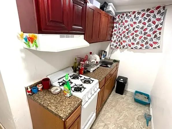 177 12th St, Brooklyn, NY 11215