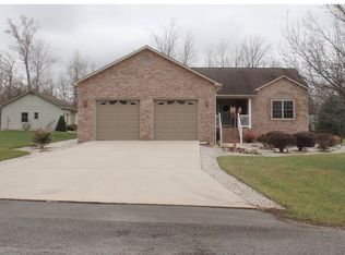 84 Crest Cir, Crossville, TN 38555