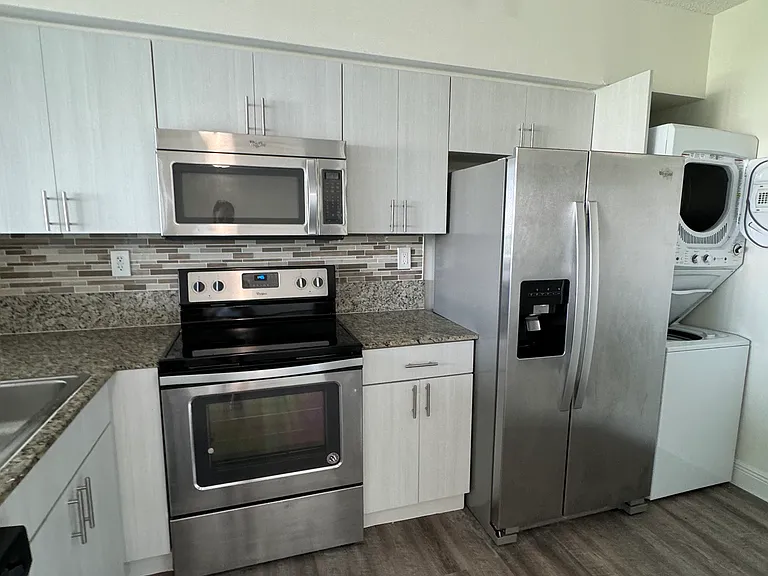17000 N Bay Rd #801 — Photo 6